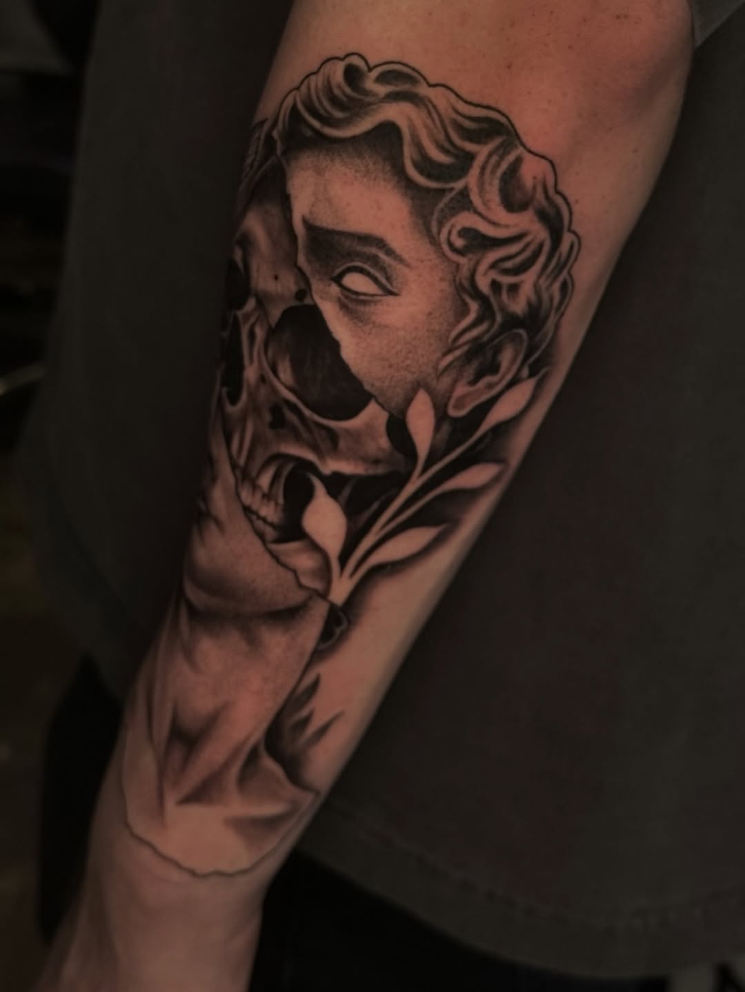 Tattoo by @arisdanielletattoos — black_and_grey, realism