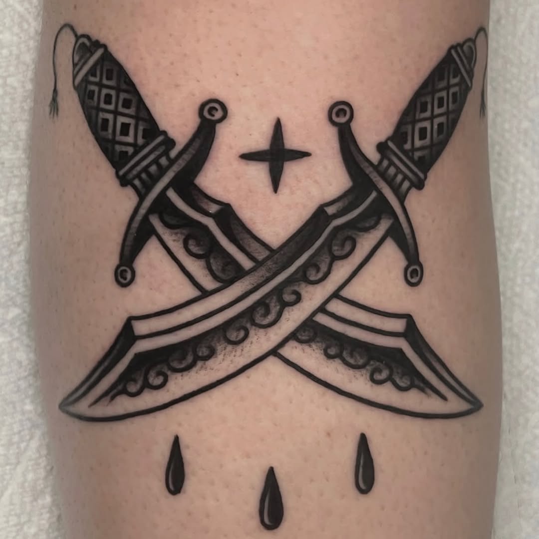 Tattoo by @eb.ink_ โ american_traditional, illustrative