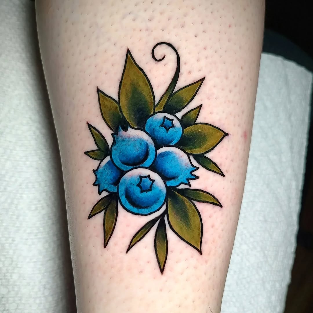 Tattoo by @hopelesstattoos β american_traditional