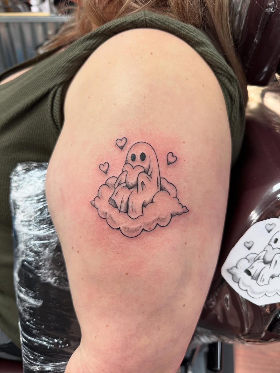 Tattoo by @mcurac.ink — fine_line