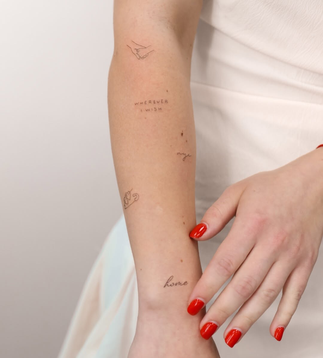 Tattoo by @cornu.tattoos β fine_line, minimalist