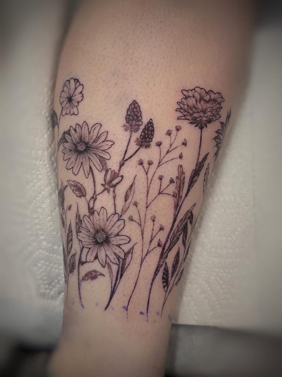 Tattoo by @saveriatattoos — fine_line, illustrative