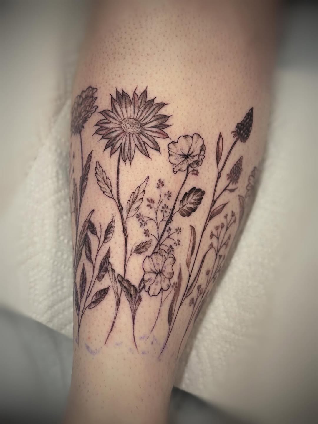 Tattoo by @saveriatattoos — fine_line