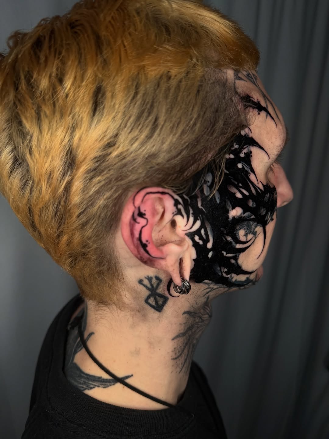 Tattoo by @scabberwocky — blackwork