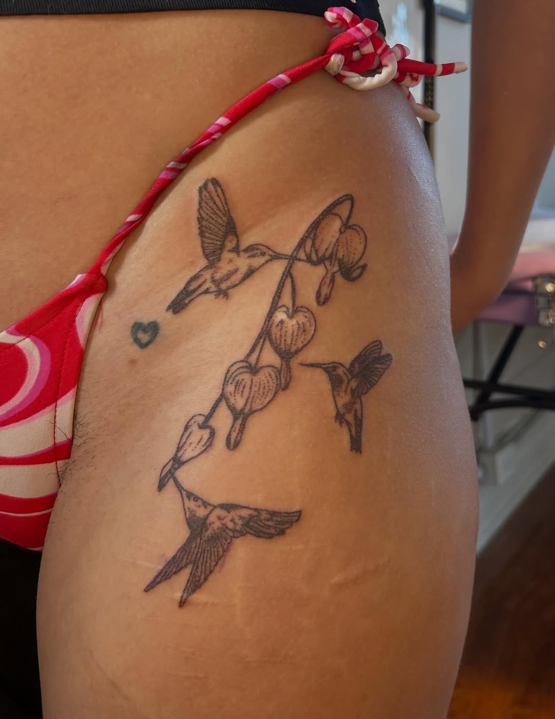 Tattoo by @glittergremliin — illustrative, fine_line