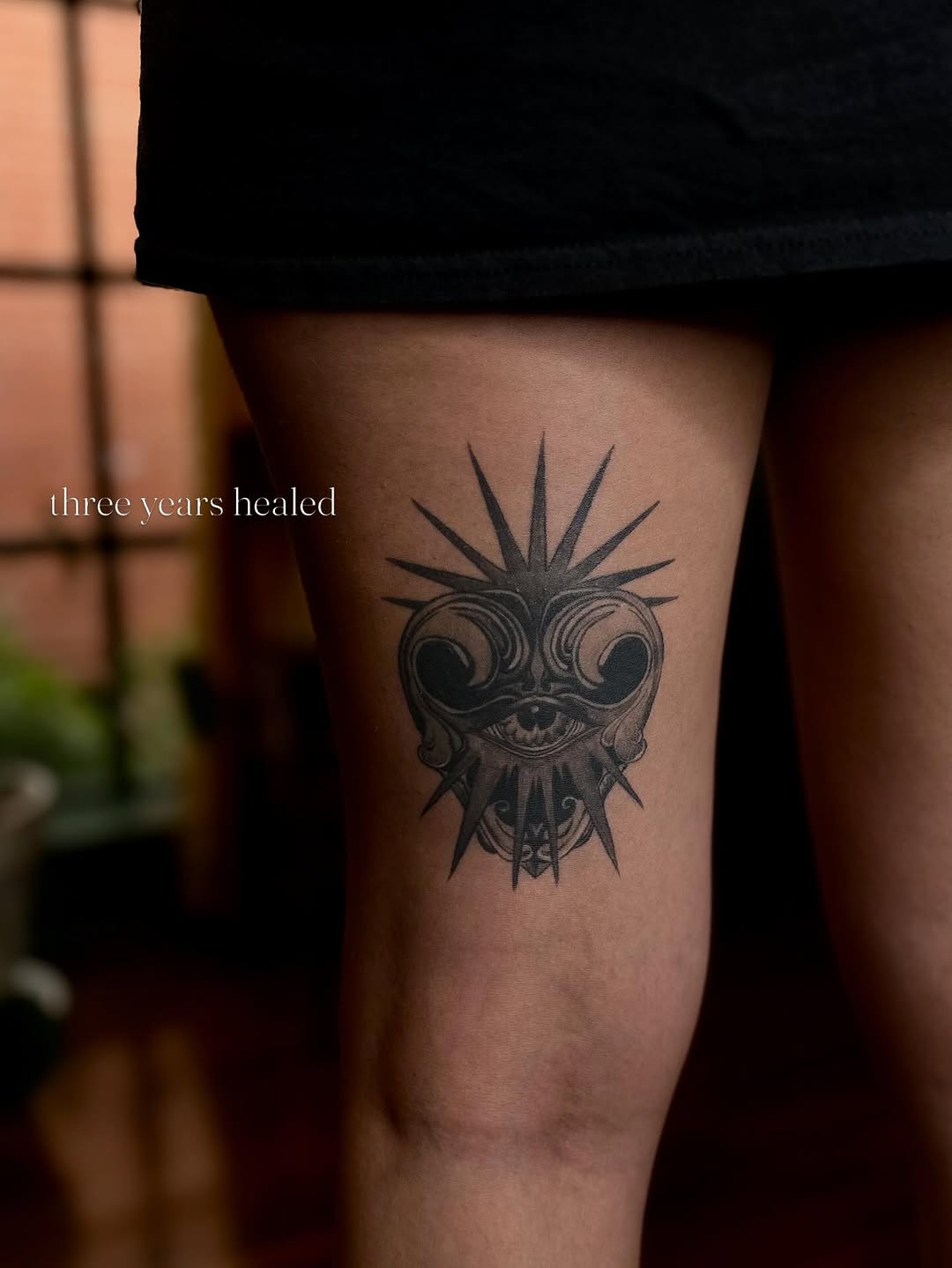 Tattoo by @chronicloving — blackwork