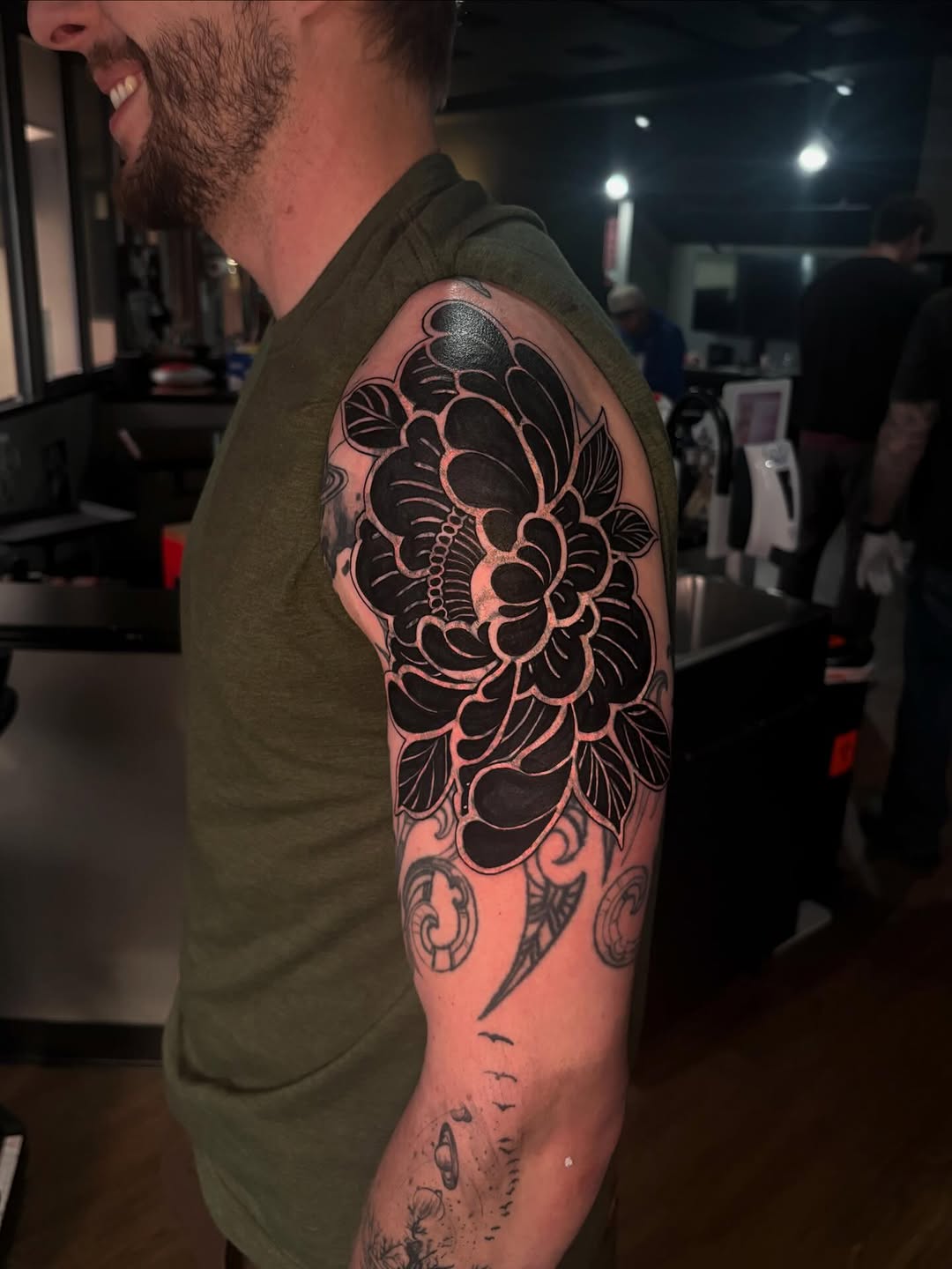 Tattoo by @zeaatattoos — blackwork, japanese_irezumi