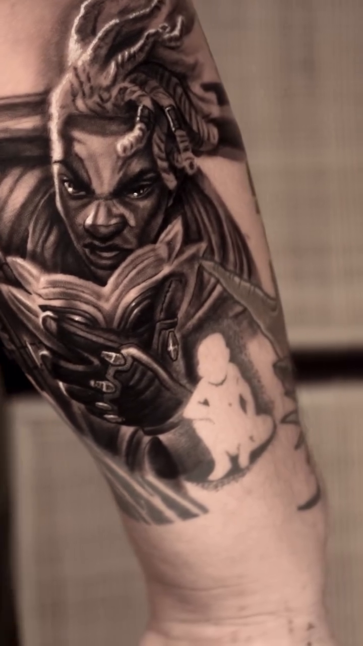 Tattoo by @alonso_tattoos โ realism, black_and_grey