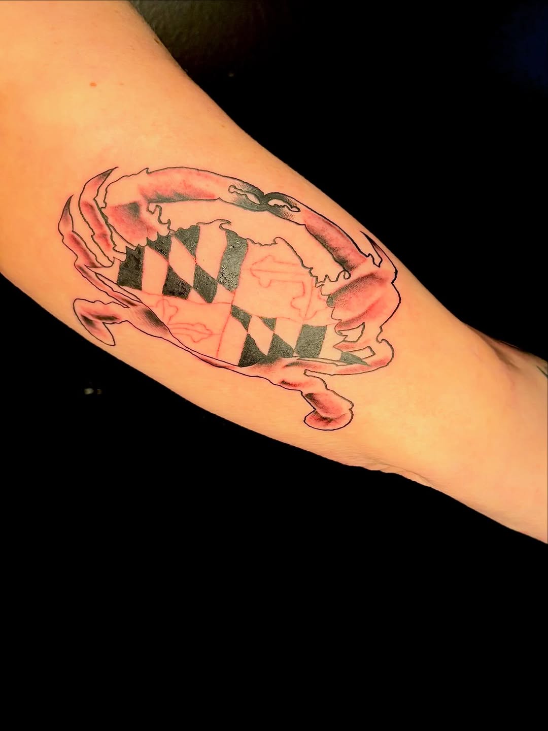 Tattoo by @kevtattedme โ black_and_grey, geometric