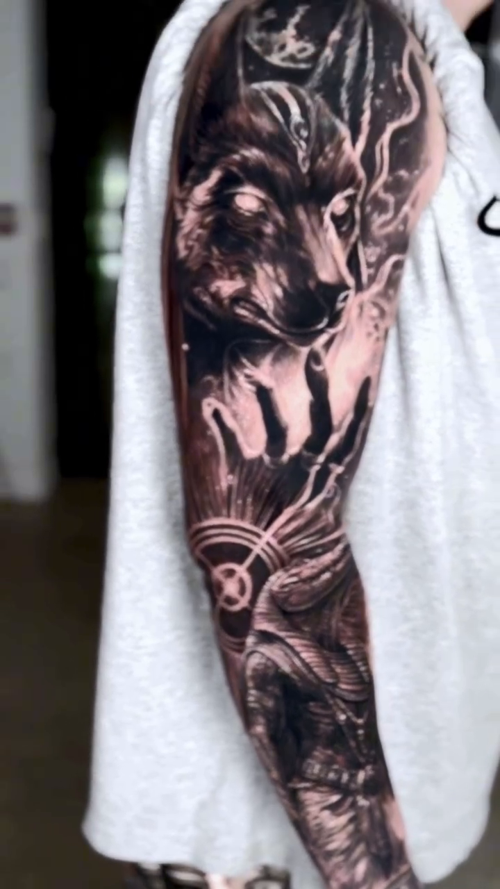 Tattoo by @davidbaenatattoo — black_and_grey, realism