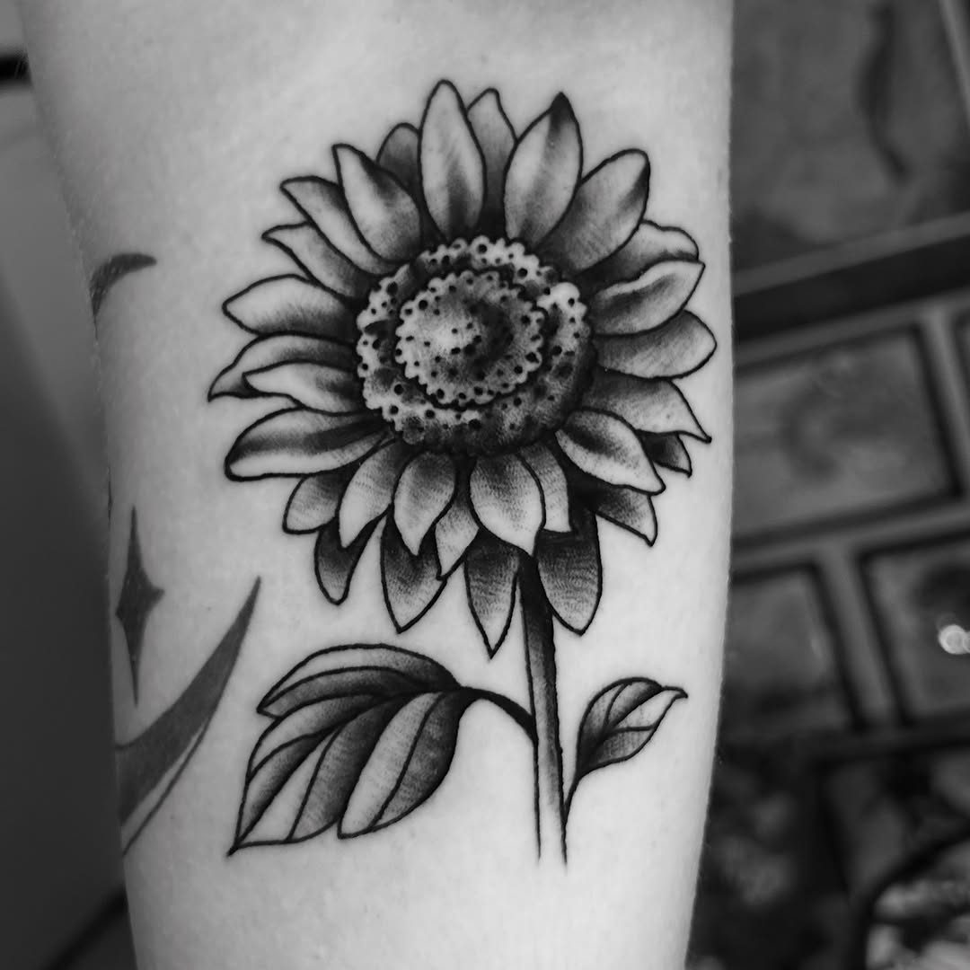 Tattoo by @tattoosbyolivia — black_and_grey, realism