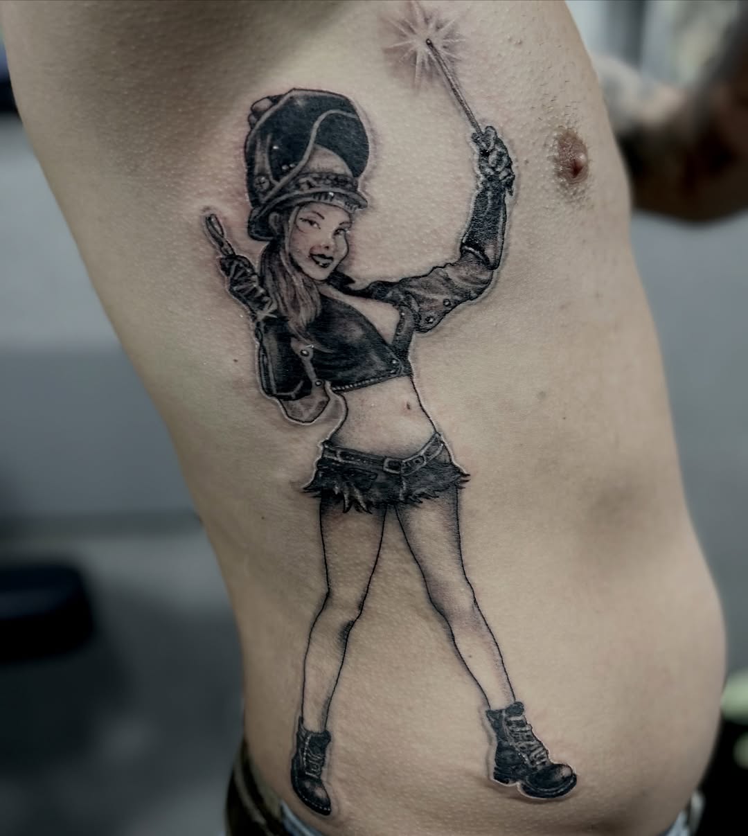 Tattoo by @clanintattoo — black_and_grey