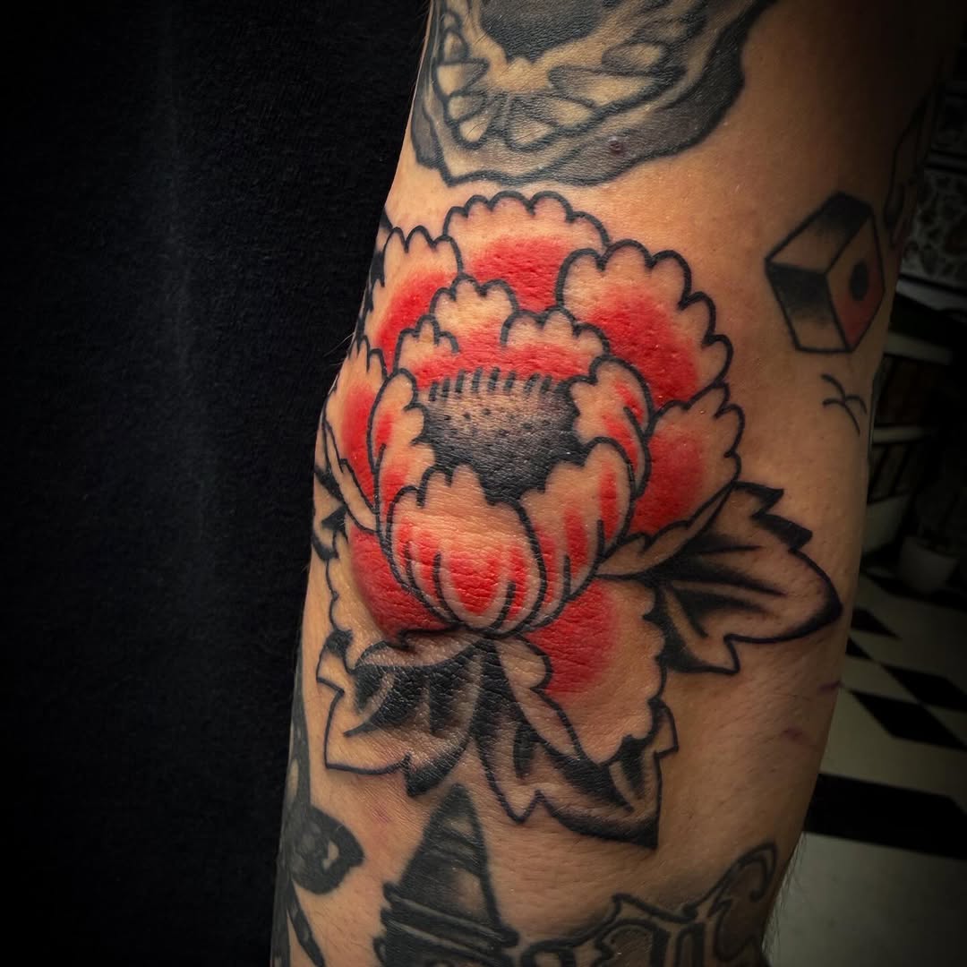 Tattoo by @harpertat2 — american_traditional