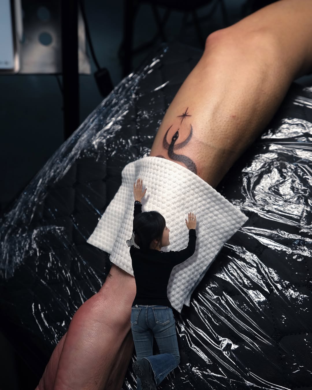 Tattoo by @kk.ink_ — black_and_grey, fine_line