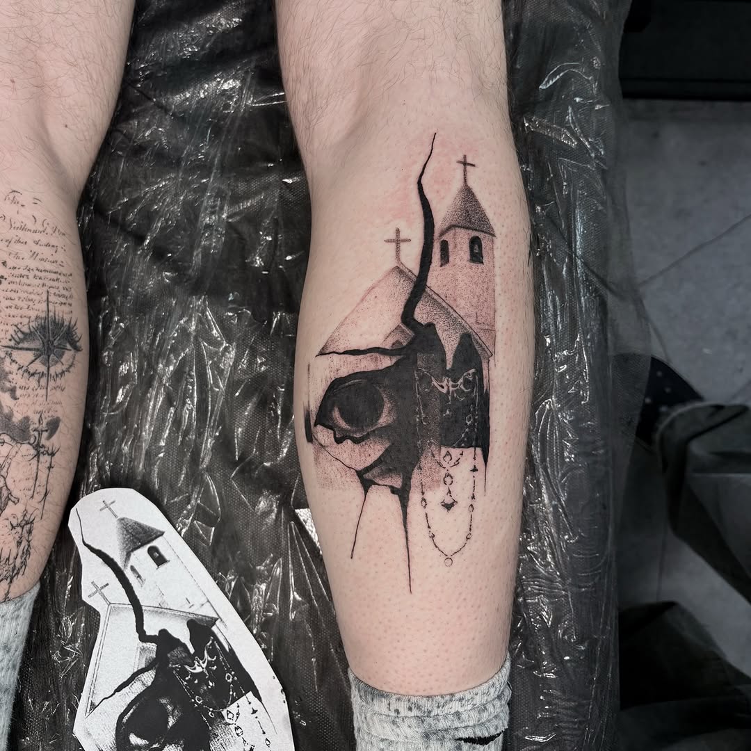 Tattoo by @web4tt — black_and_grey, illustrative