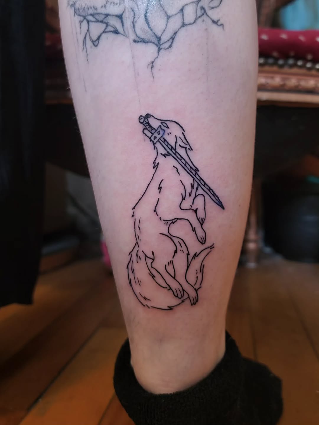 Tattoo by @satyrtattoos โ fine_line