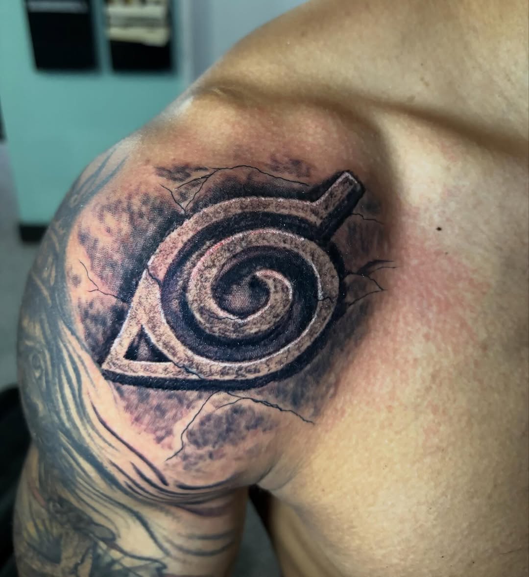 Tattoo by @tatt2dennis — black_and_grey, realism