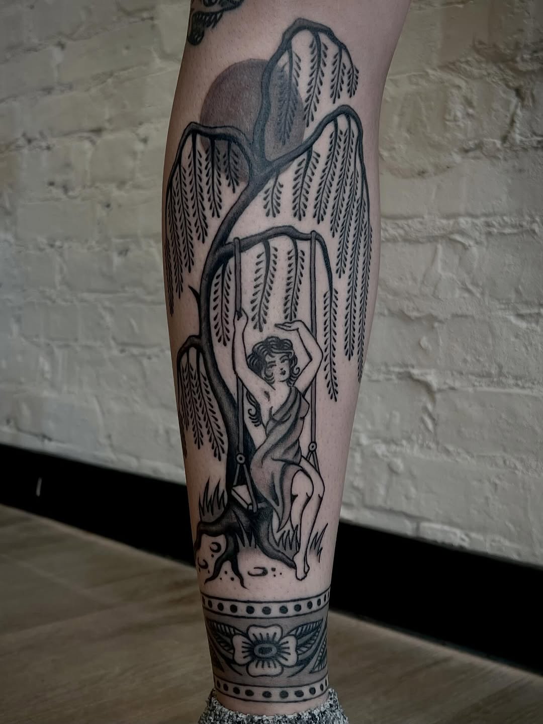 Tattoo by @livleotattoo — american_traditional, illustrative
