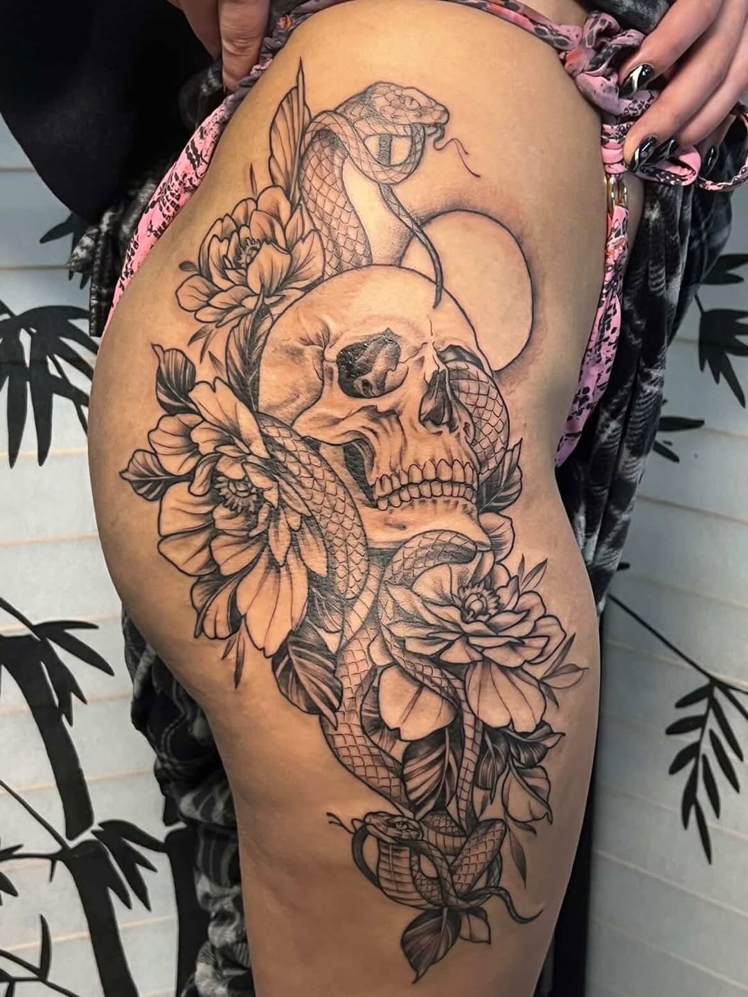 Tattoo by @fionatattooos โ black_and_grey, realism