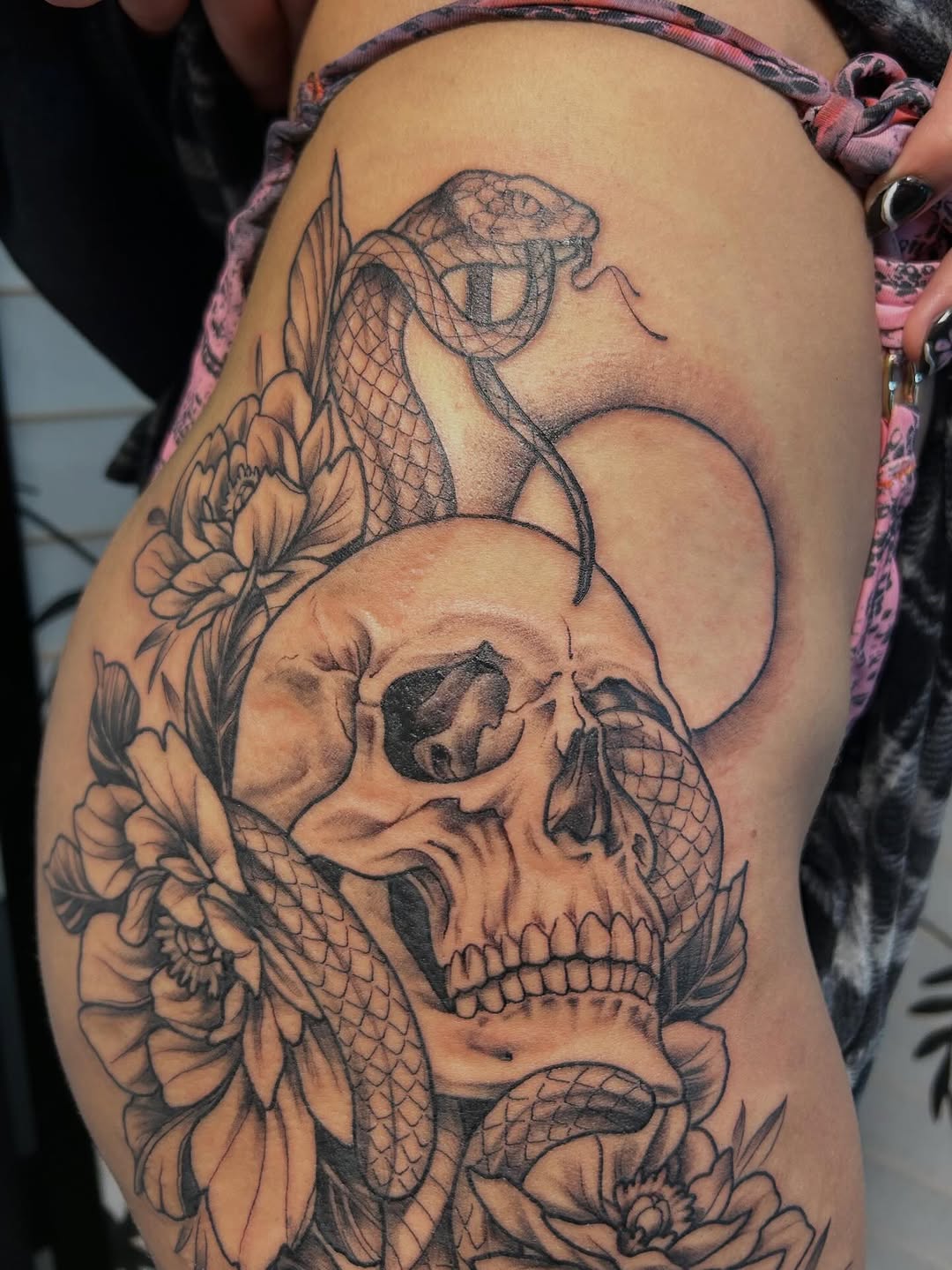 Tattoo by @fionatattooos โ black_and_grey, realism