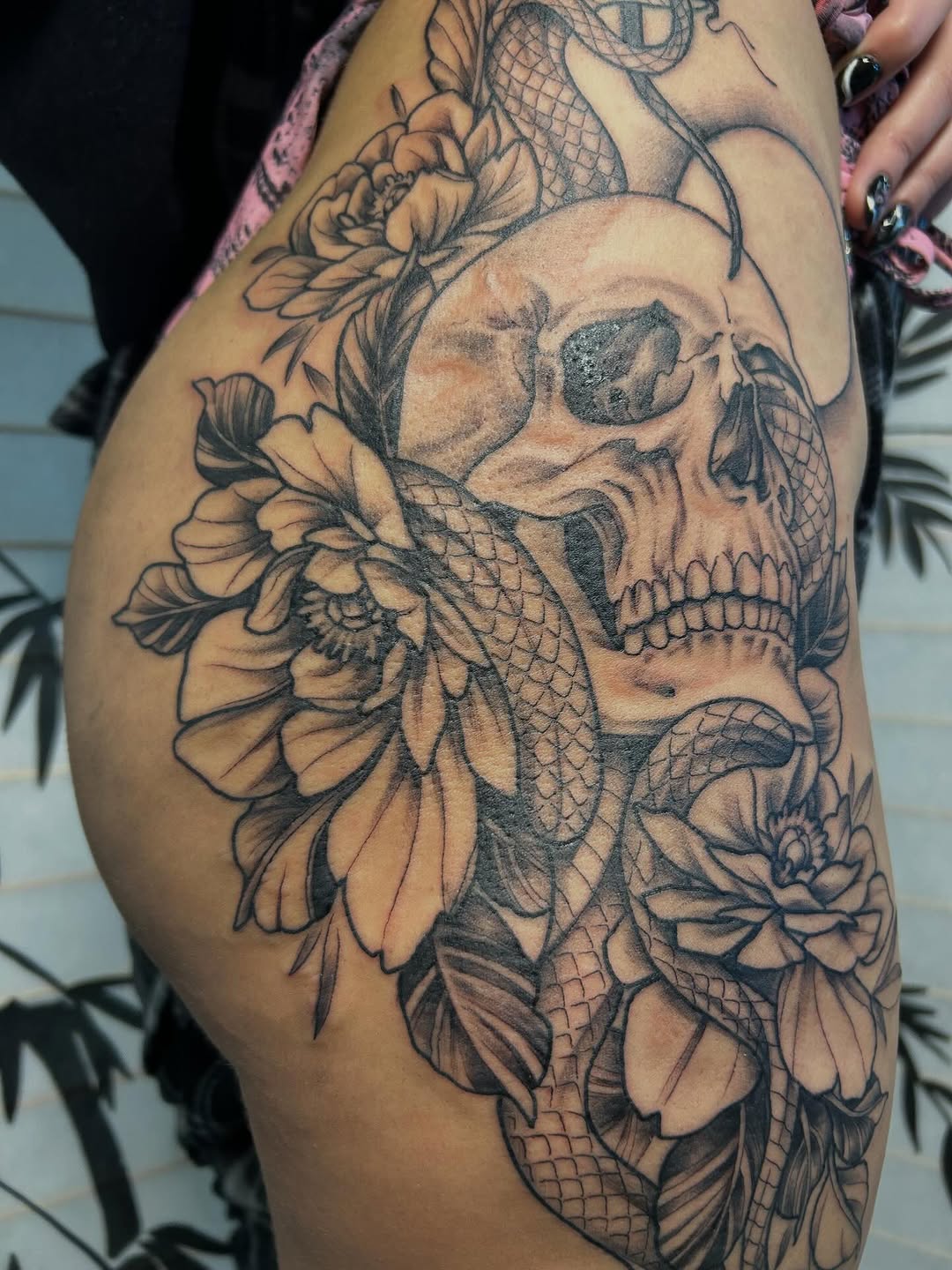 Tattoo by @fionatattooos โ black_and_grey, realism