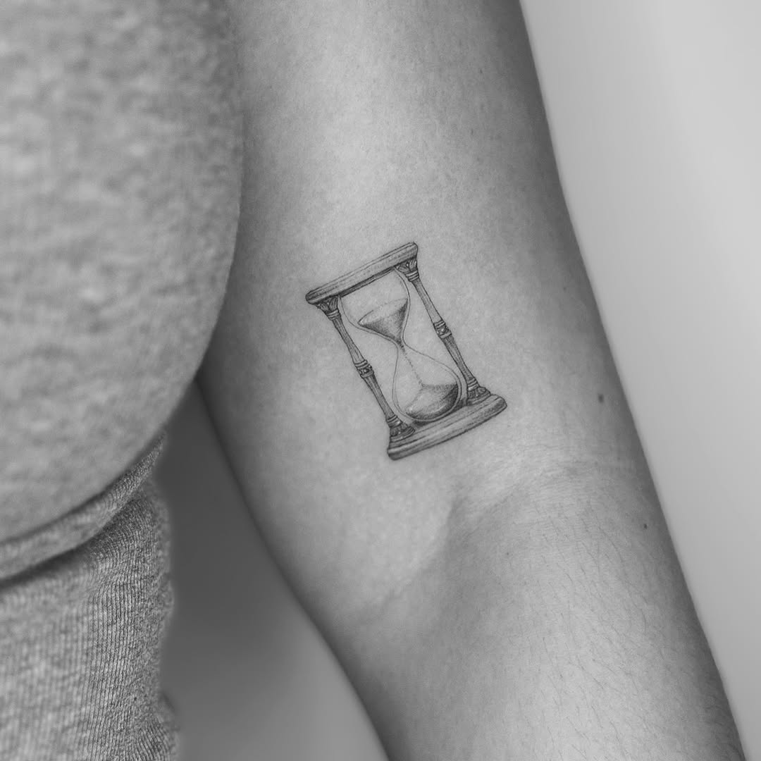 Tattoo by @wildhoneyartistry — fine_line, realism