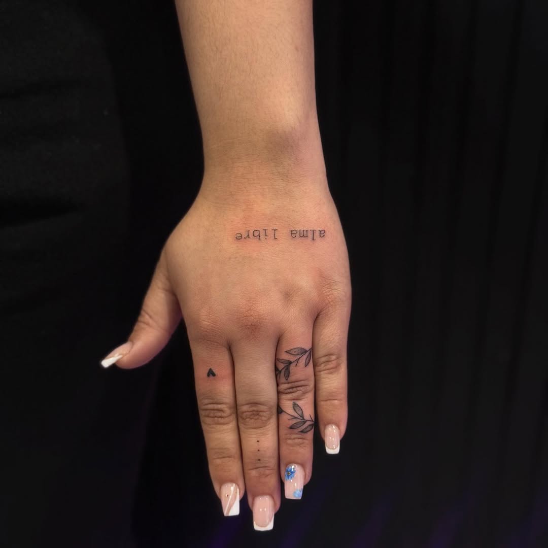 Tattoo by @wellenrodrigues_art — fine_line, lettering_script