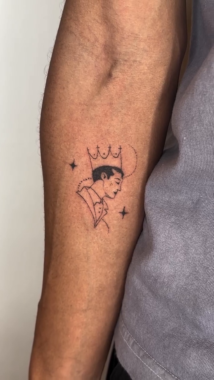 Tattoo by @suzietattoo — fine_line