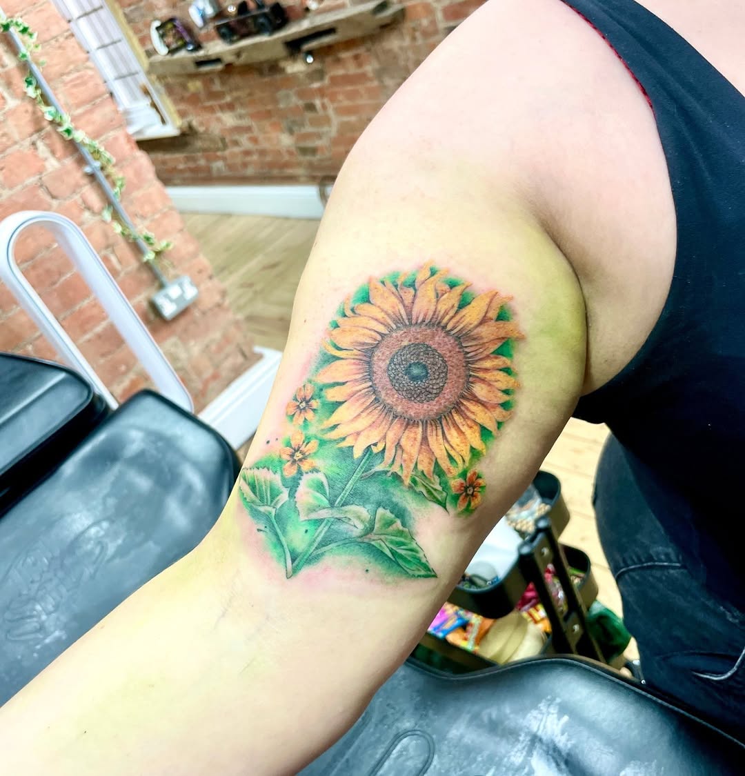 Tattoo by @savinggracetattoos — realism