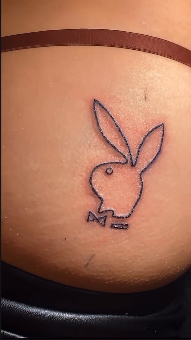 Tattoo by @tatsoul.byclaudia โ minimalist