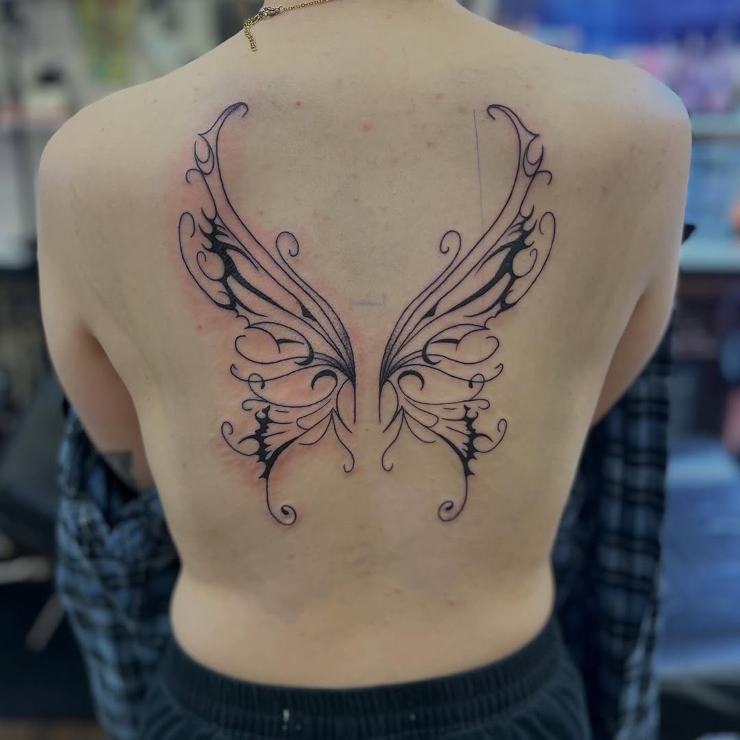 Tattoo by @lilacmourningink — fine_line, ornamental