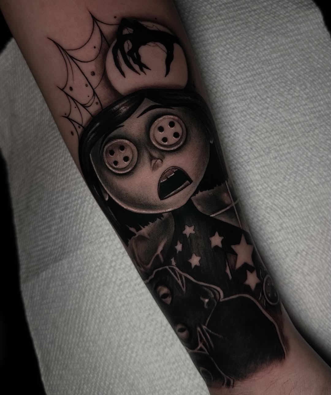 Tattoo by @arisdanielletattoos — black_and_grey, realism