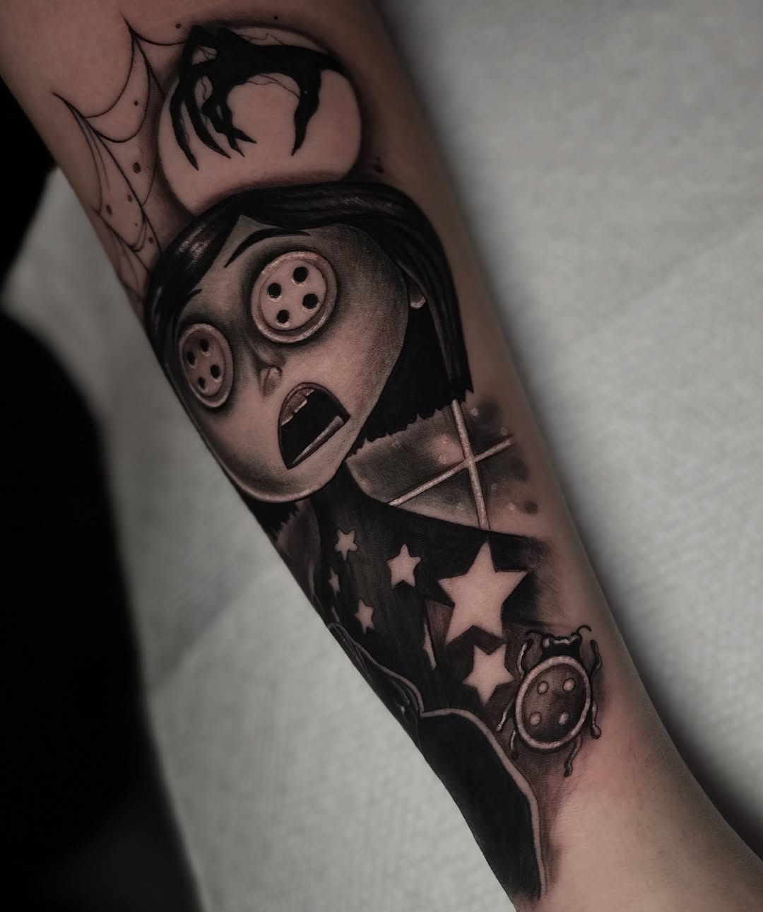 Tattoo by @arisdanielletattoos — black_and_grey, realism