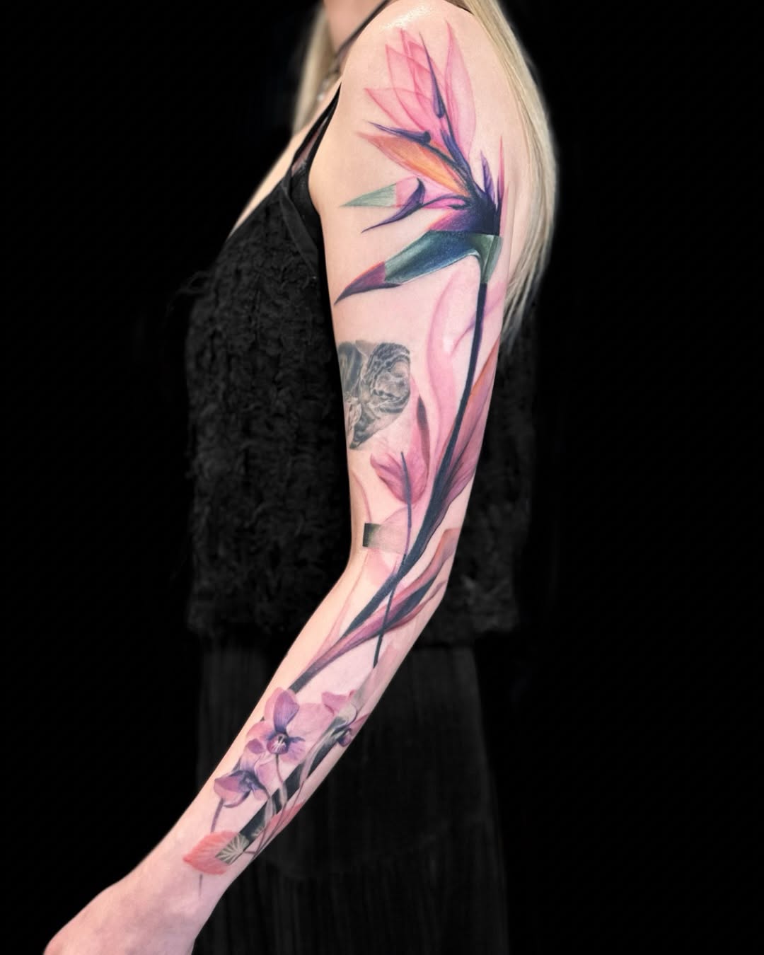 Tattoo by @rroy.ink — realism, watercolor