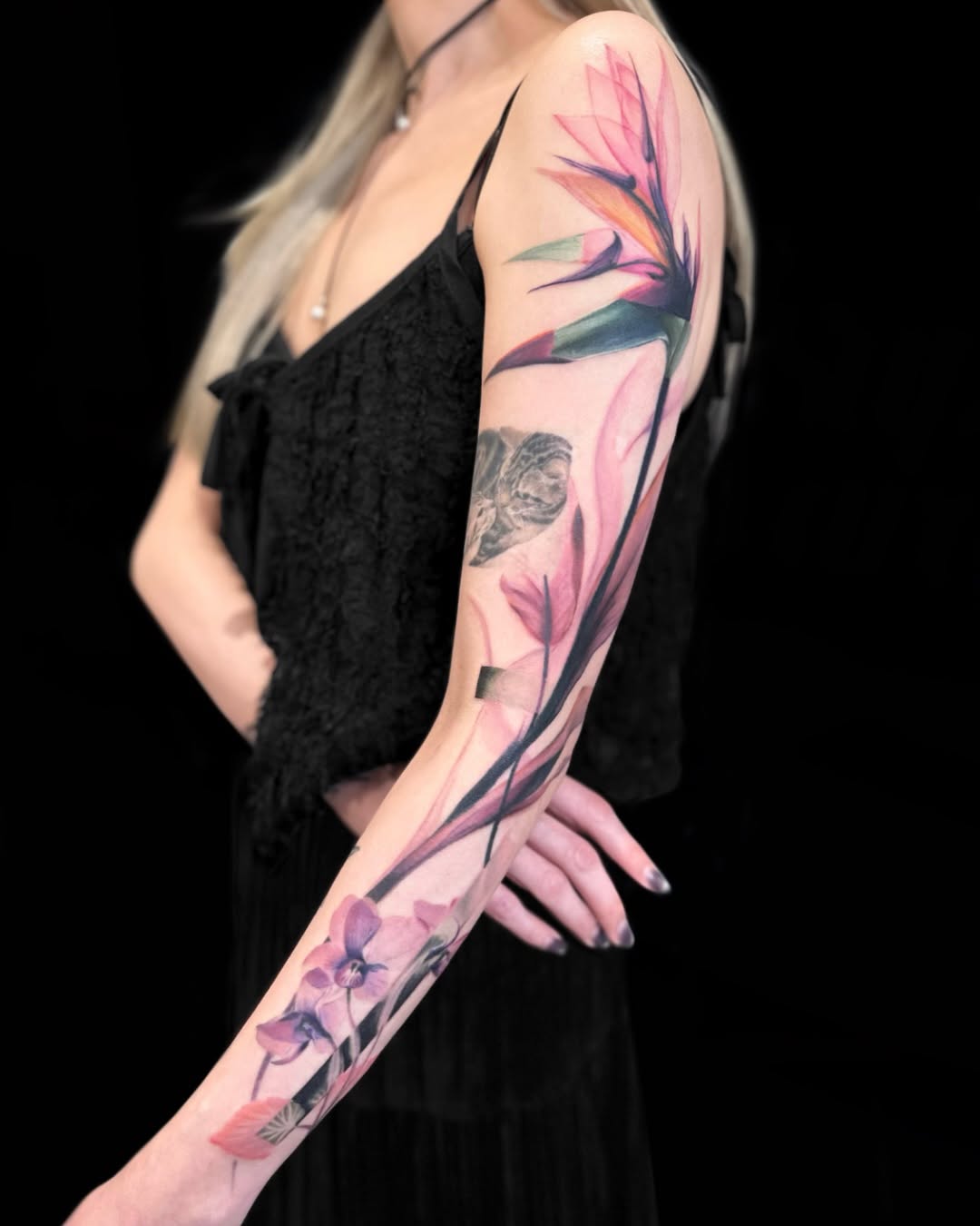 Tattoo by @rroy.ink — realism, watercolor