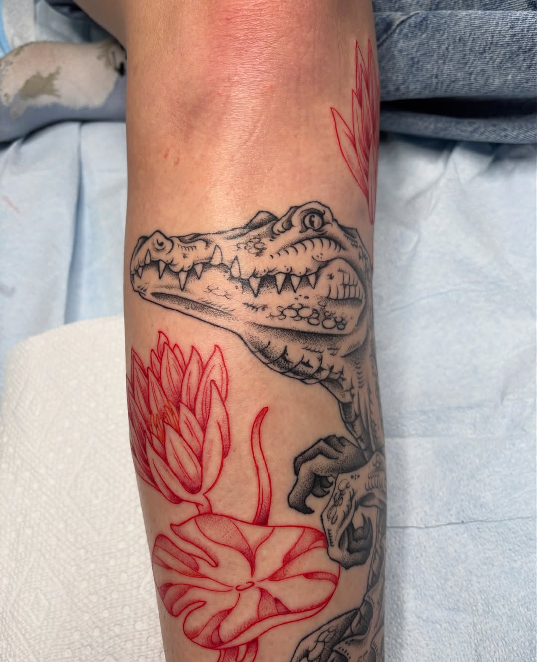 Tattoo by @thursdaybluez β illustrative, black_and_grey