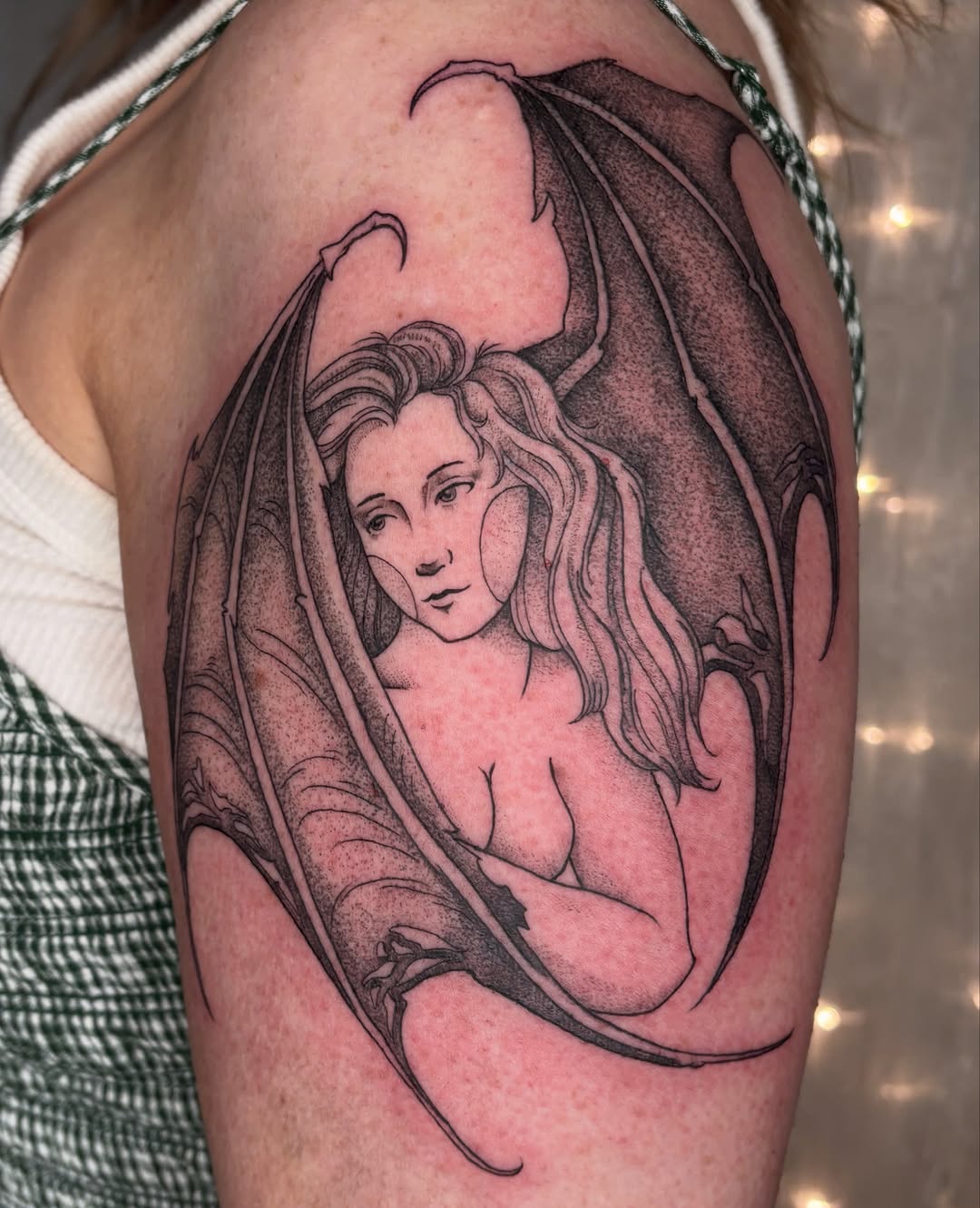 Tattoo by @thursdaybluez β illustrative, dotwork