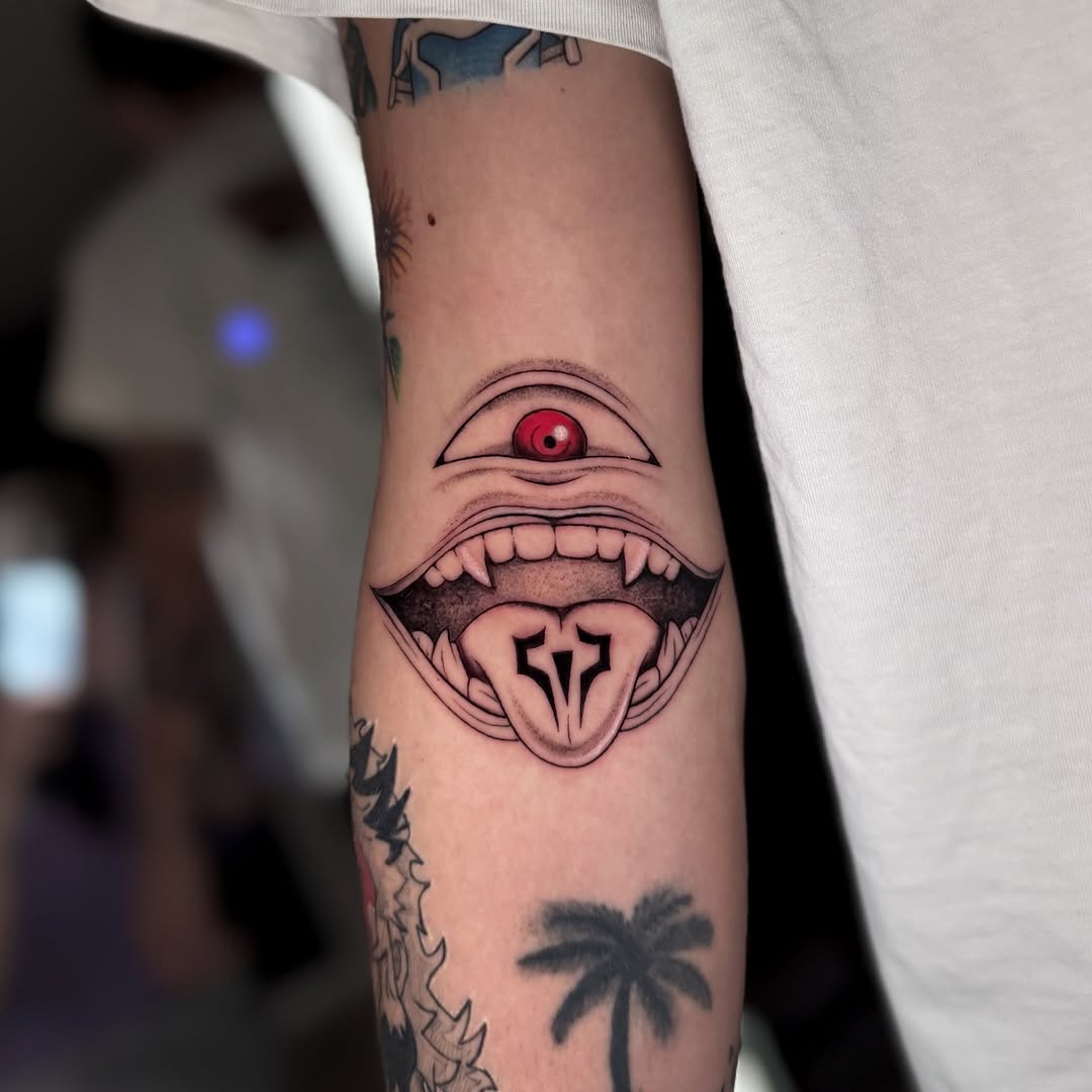 Tattoo by @melii.tatt — black_and_grey, illustrative