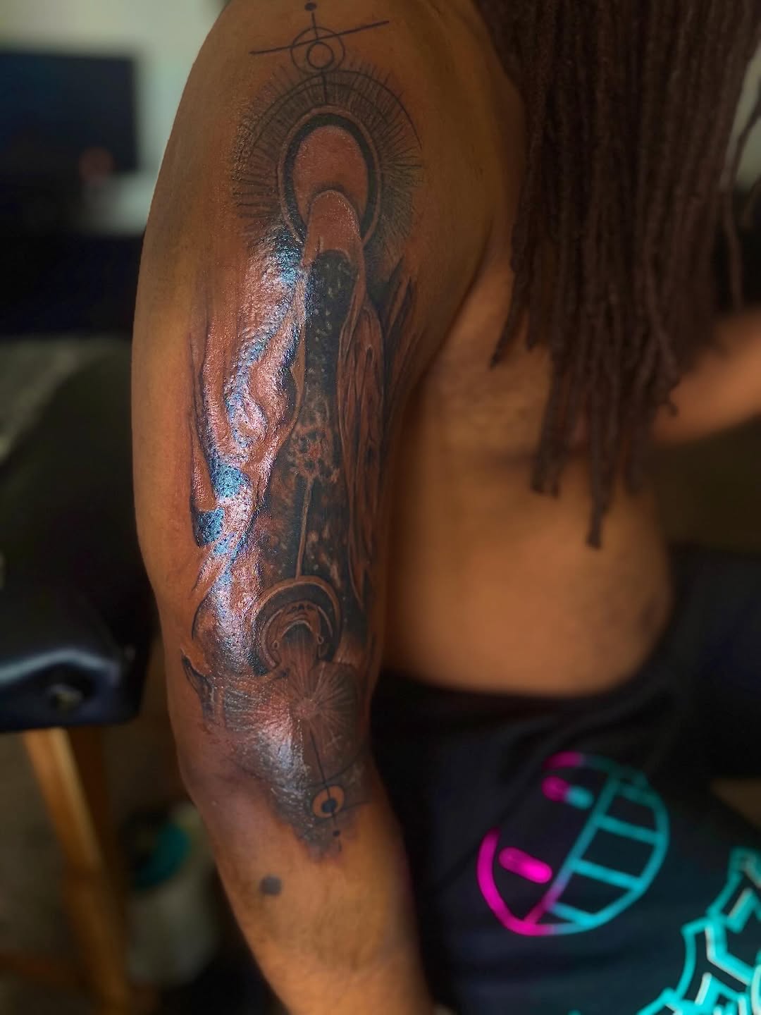 Tattoo by @eunoiatattoos_ — black_and_grey