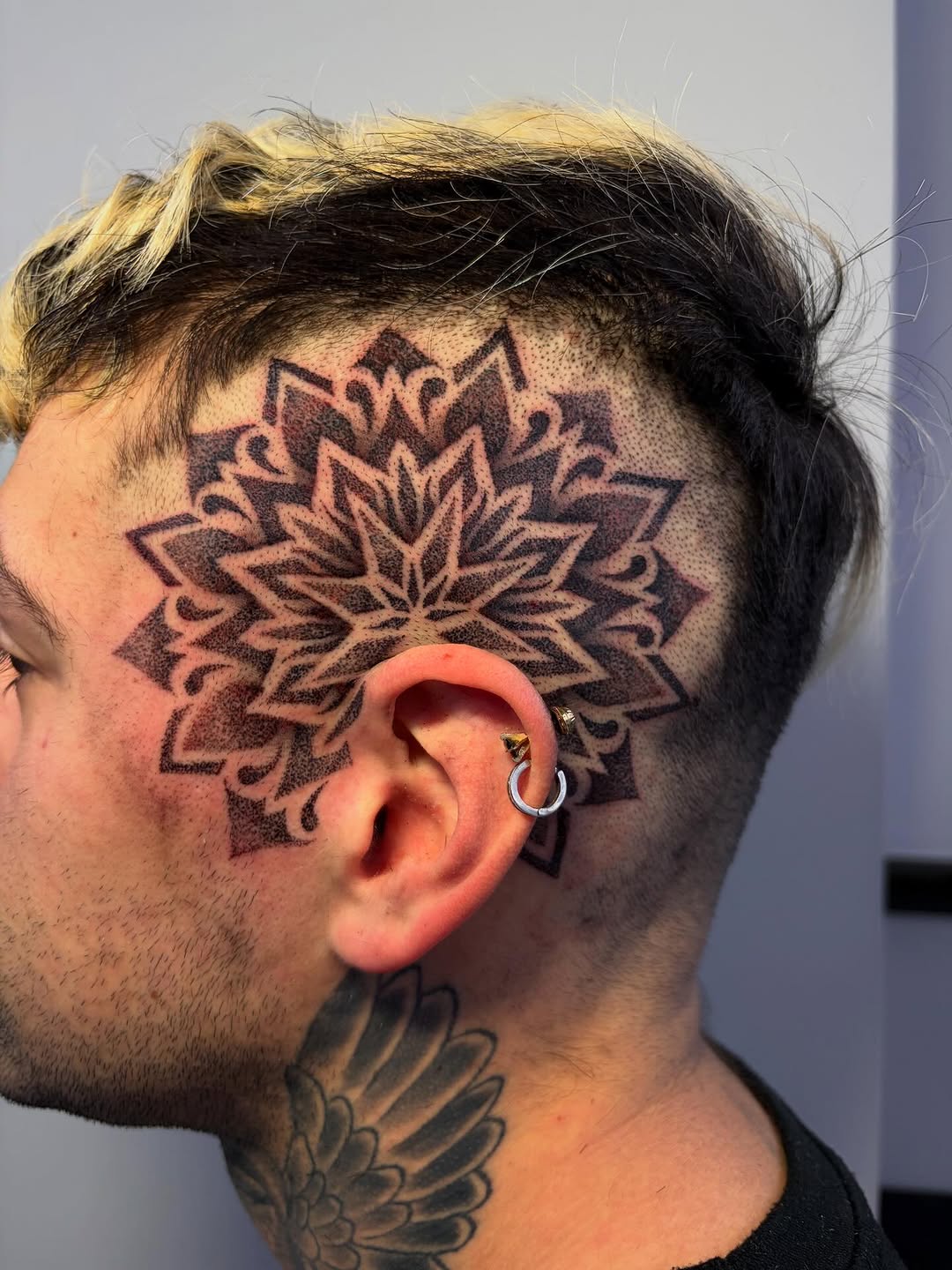 Tattoo by @azu.inks — dotwork, geometric