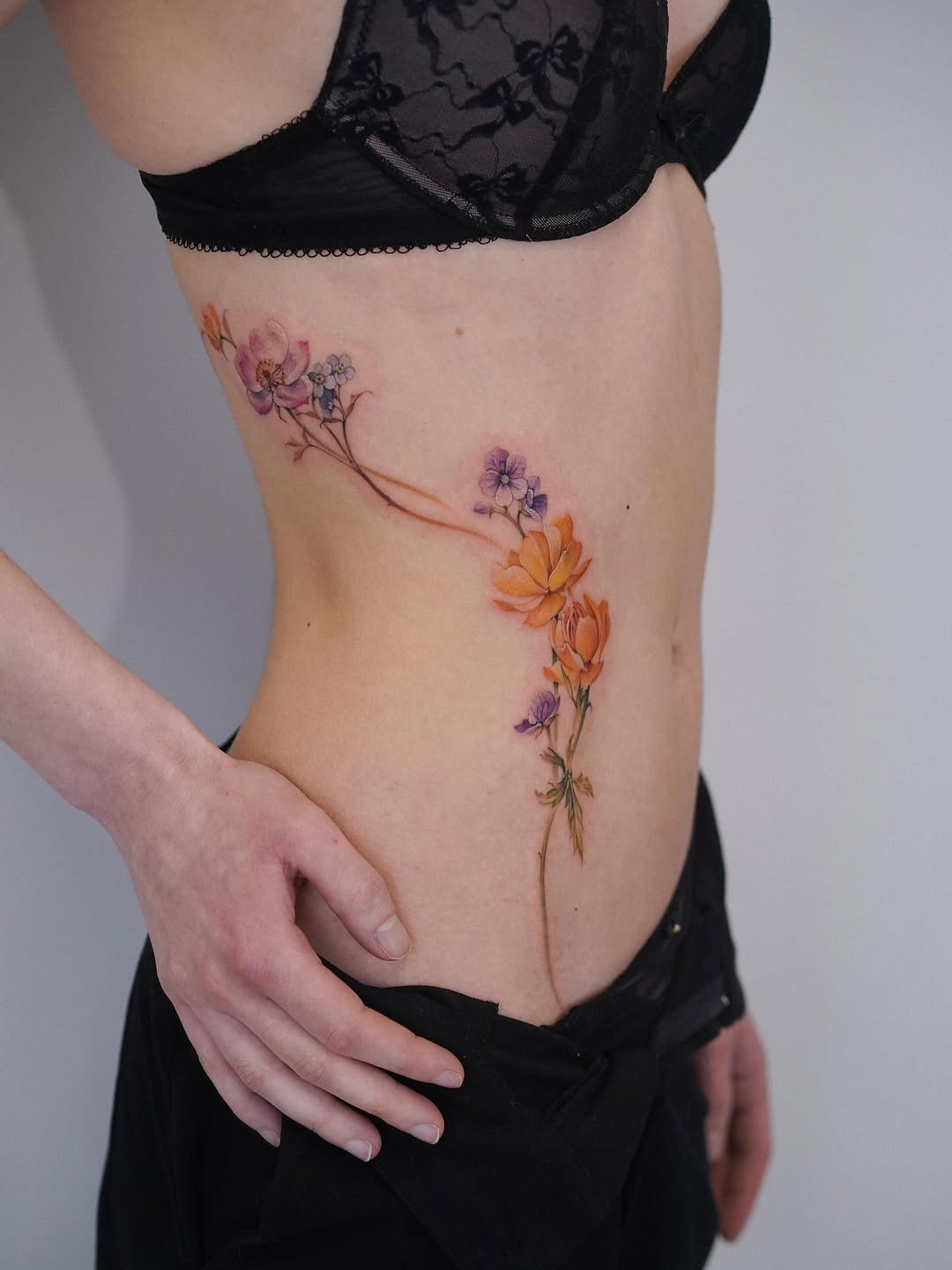 Tattoo by @hye.artt β fine_line, watercolor