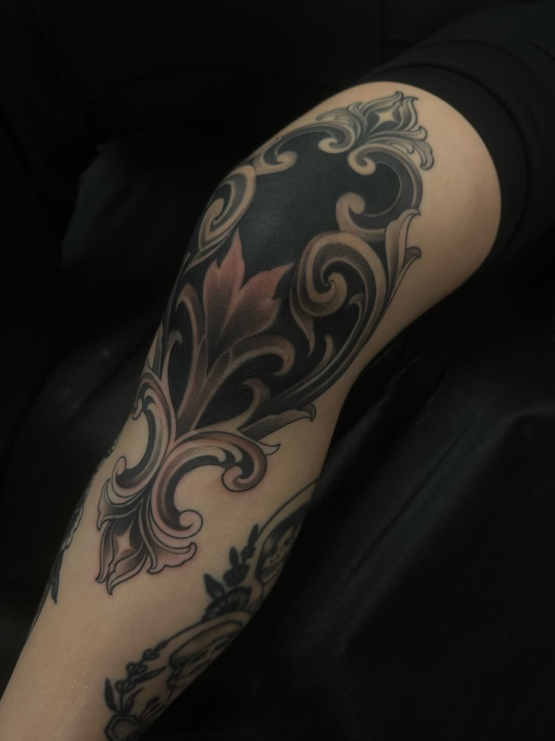 Tattoo by @shriekingpossum — ornamental, black_and_grey