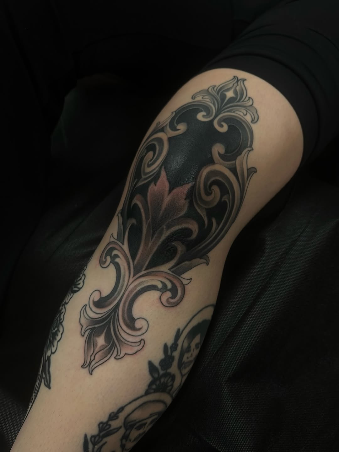 Tattoo by @shriekingpossum — ornamental, black_and_grey