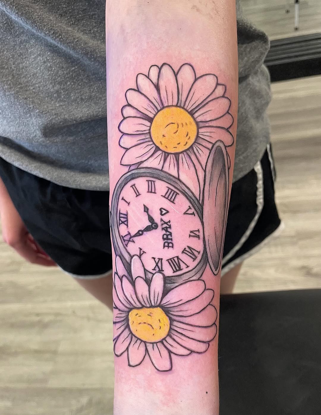 Tattoo by @creepercasimir โ new_school