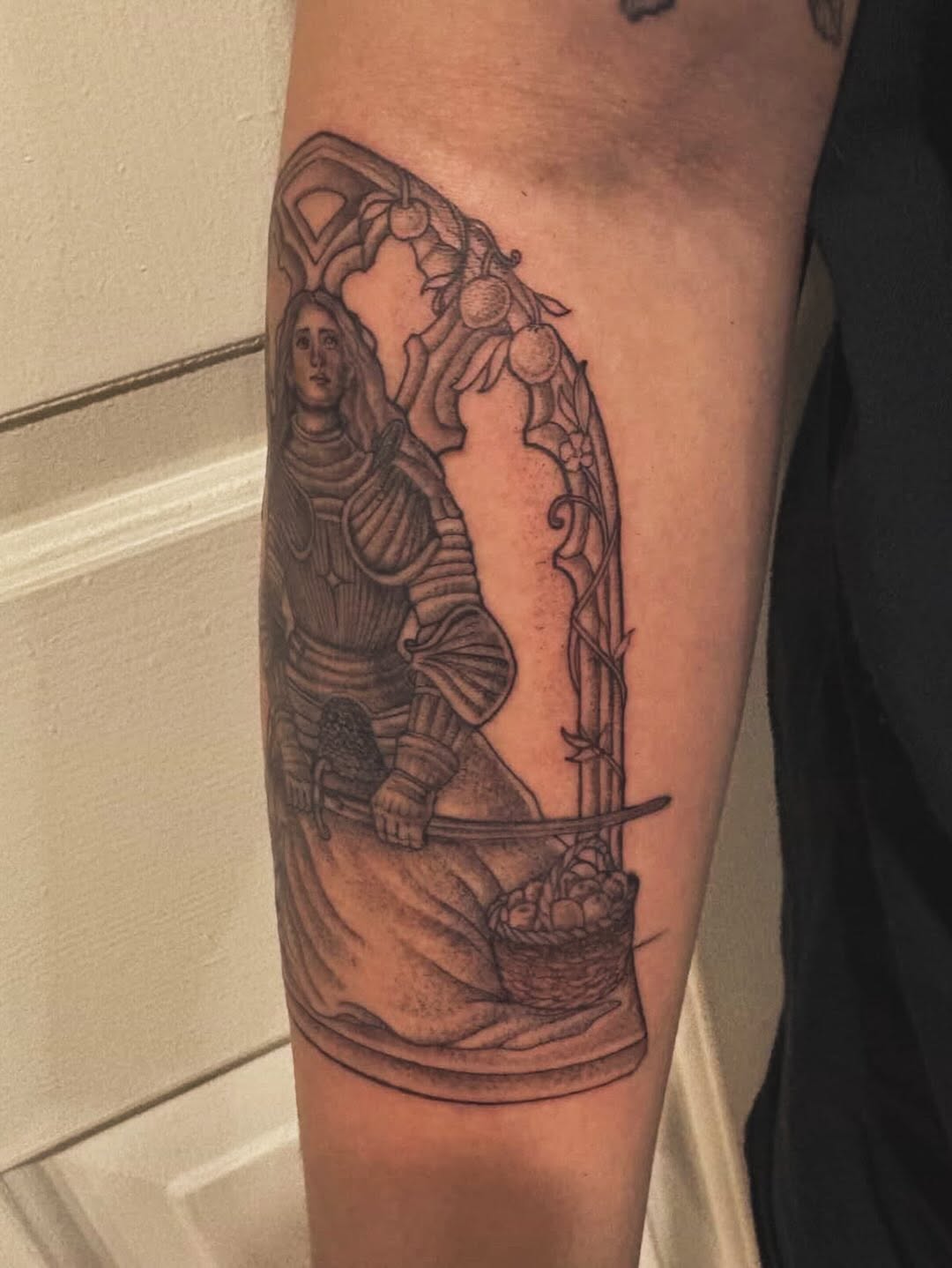 Tattoo by @allieruck_tattoos — black_and_grey, realism