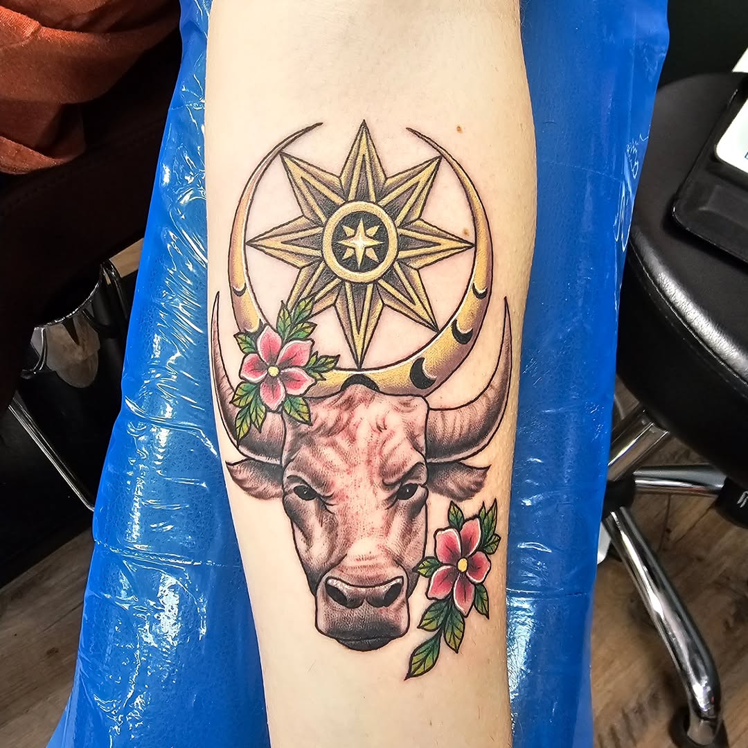 Tattoo by @indeedilly — realism, neo_traditional