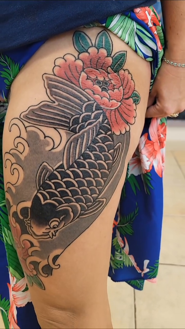 Tattoo by @hiwawolfe — japanese_irezumi, black_and_grey
