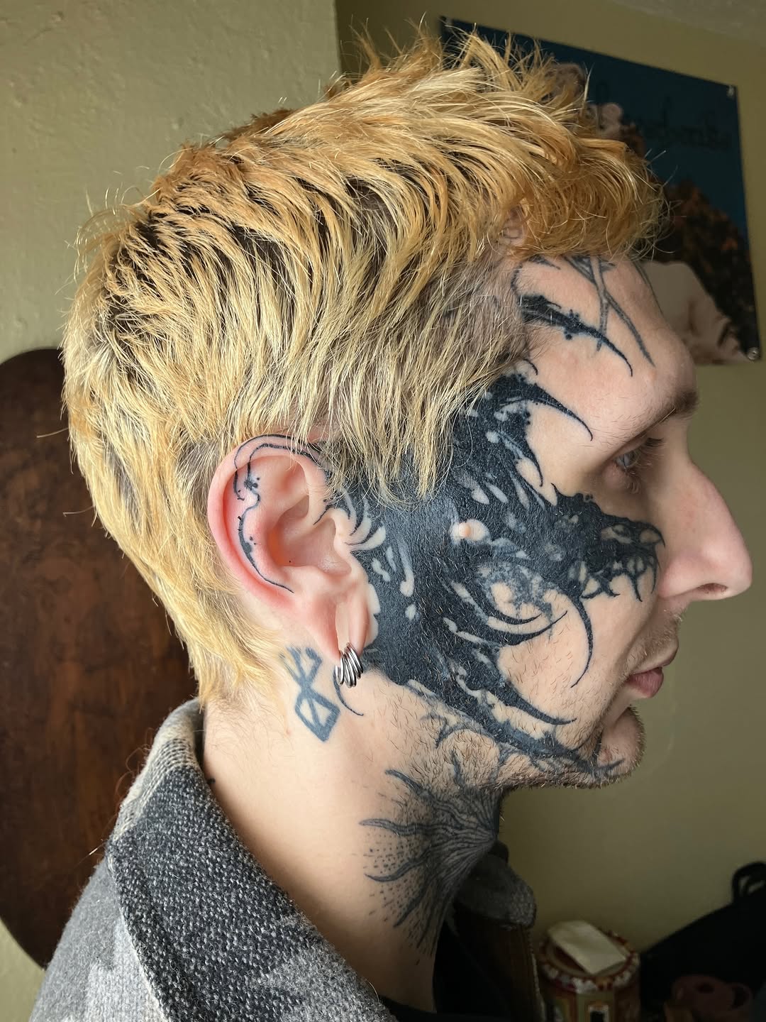 Tattoo by @scabberwocky — blackwork