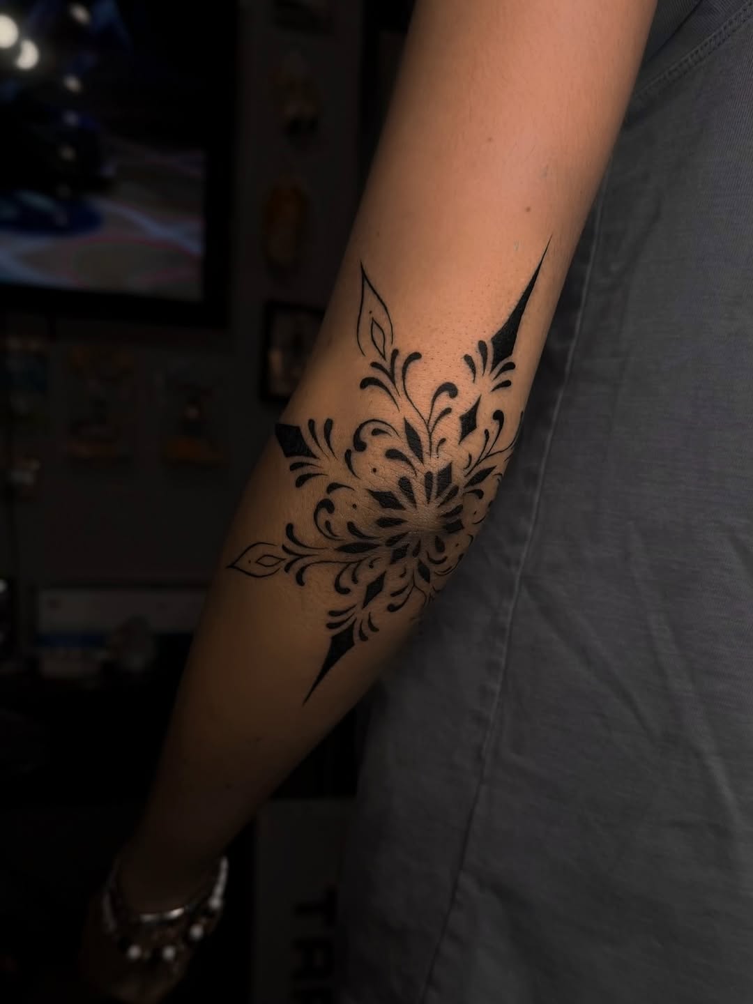 Tattoo by @dee.osipova โ blackwork, ornamental