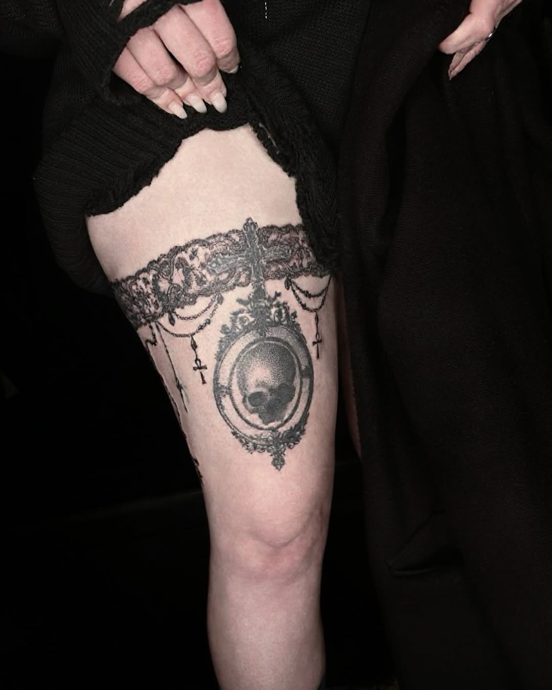 Tattoo by @la13va_tear — black_and_grey, ornamental